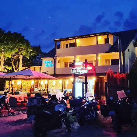 Hotel Dini