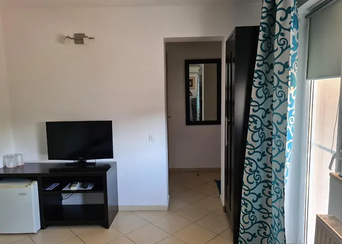 Dini Szálloda Vama Veche