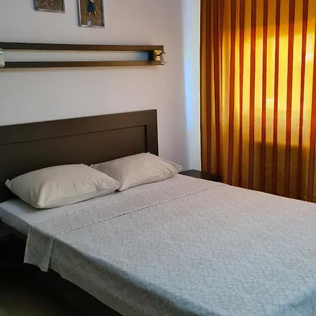 Dini Szálloda Vama Veche